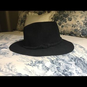 Free people black felt floppy hat